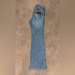 Wrangler Wide Leg Jean